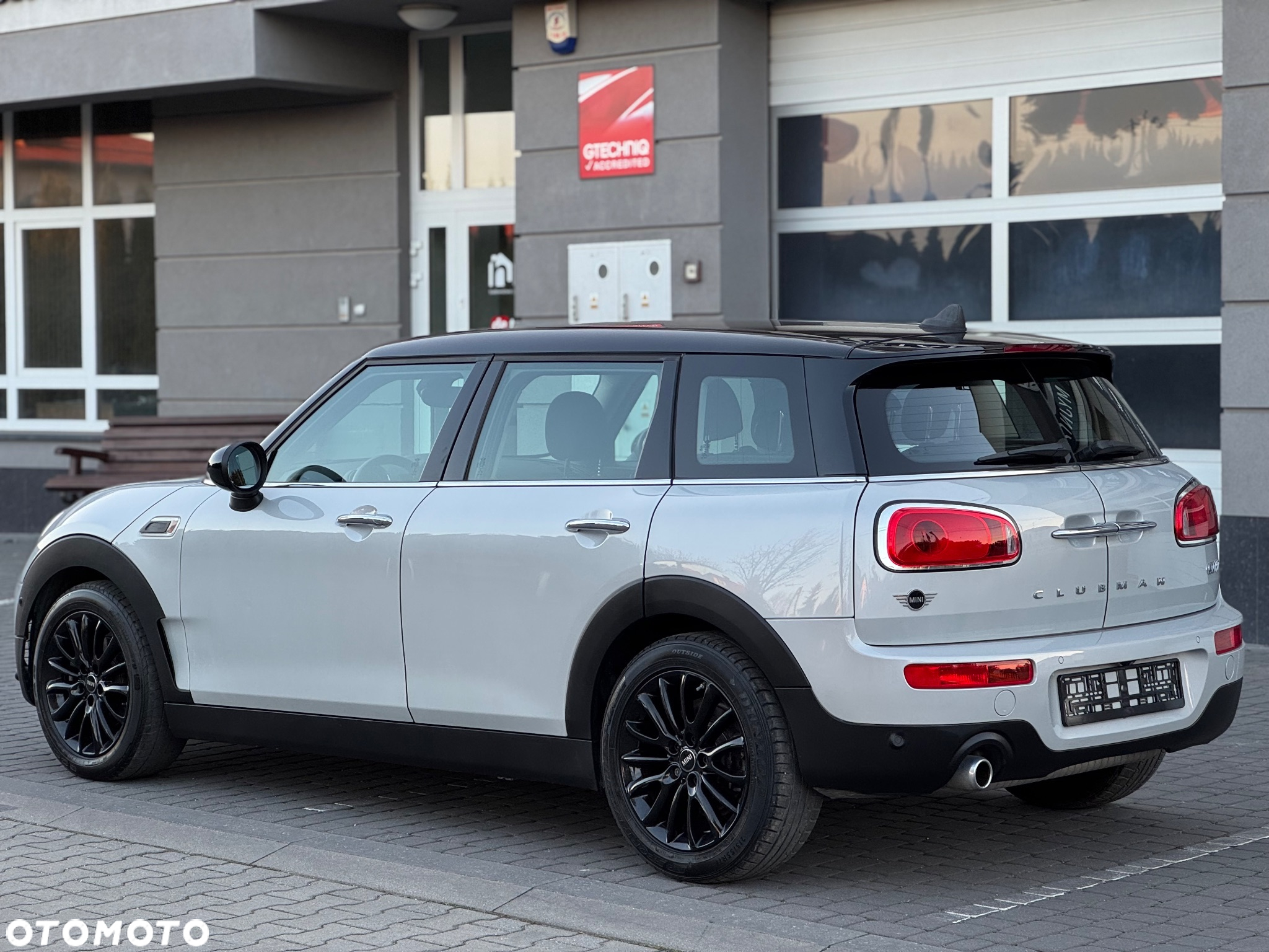 MINI Clubman Cooper Essential Trim - 11