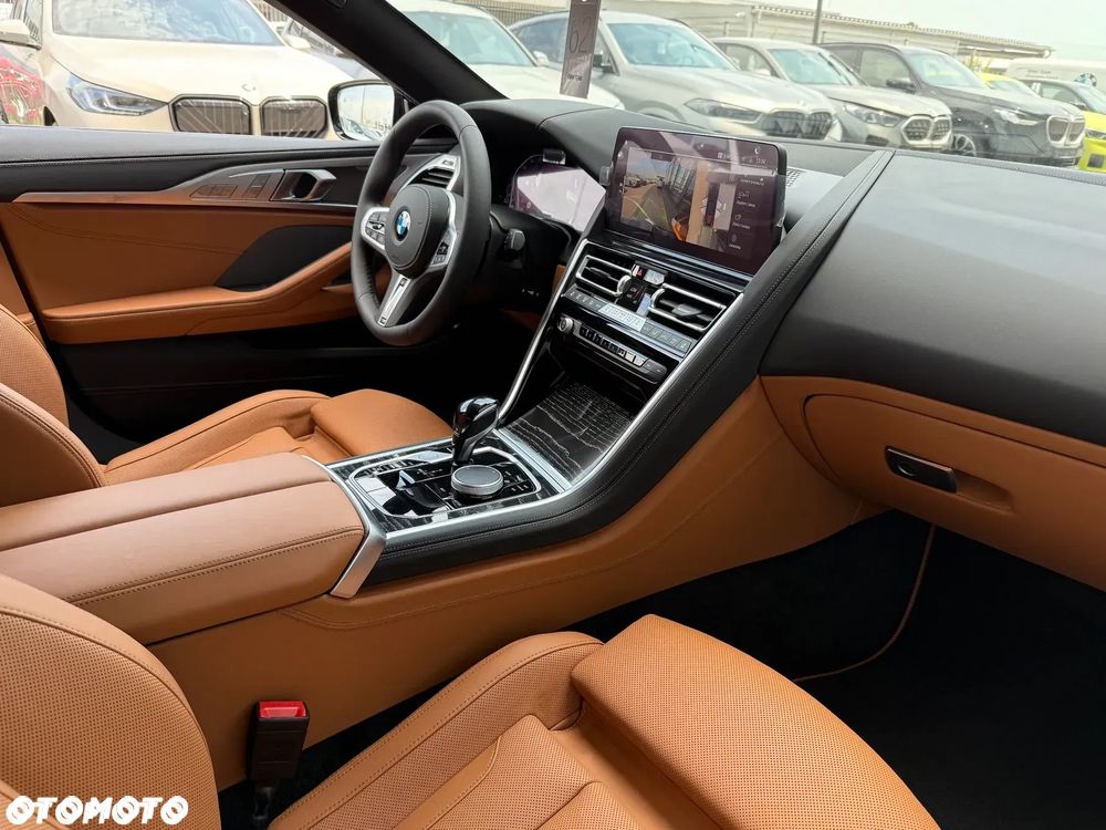 BMW Seria 8 - 27