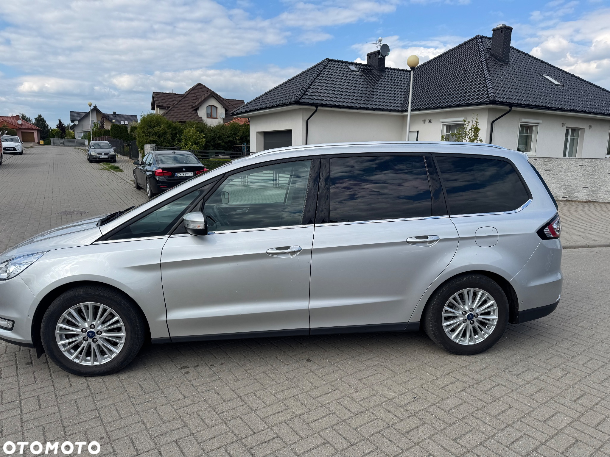 Ford Galaxy 2.0 TDCi Titanium - 14