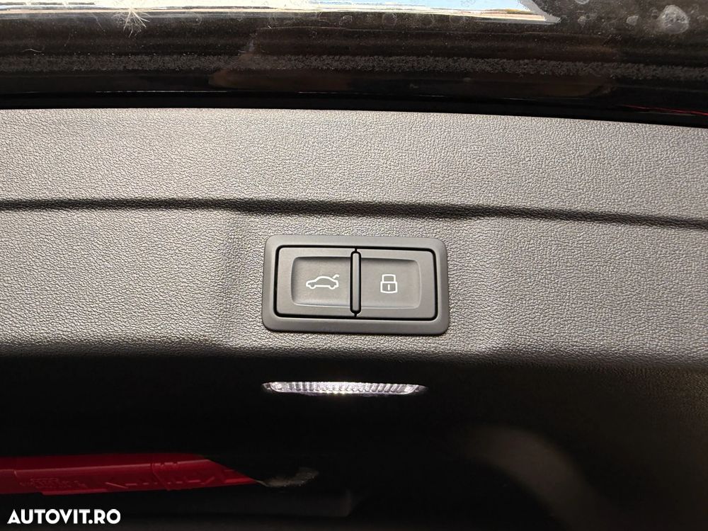 Audi A5 Limuzina 40 TDI S tronic MHEV - 30