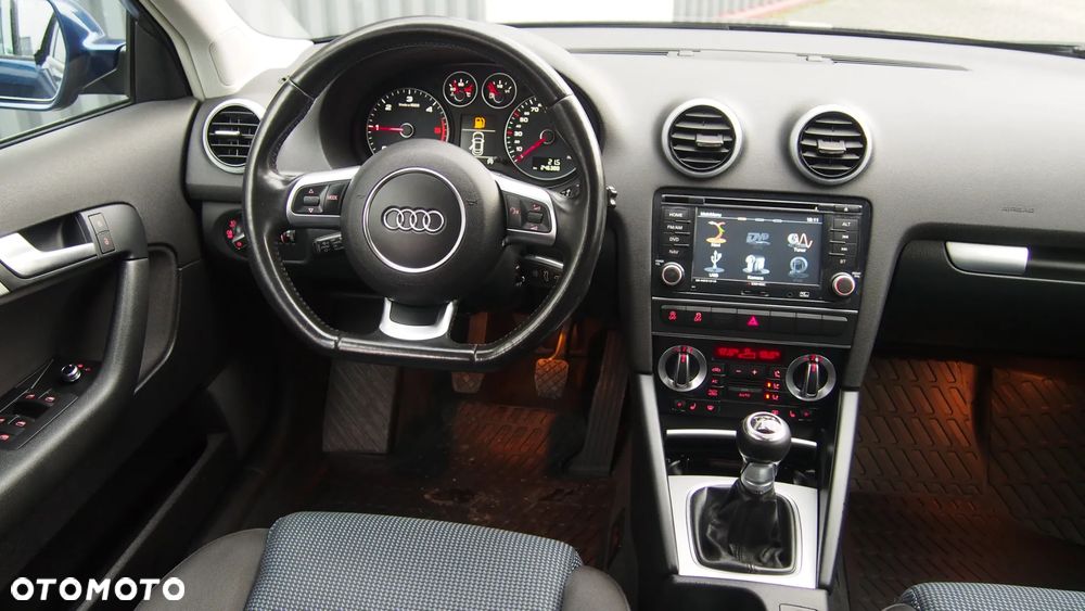 Audi A3 Sportback 2.0 TDI DPF Ambition - 5