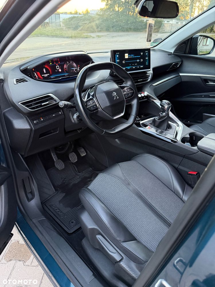 Peugeot 5008 1.5 BlueHDi Allure S&S - 10