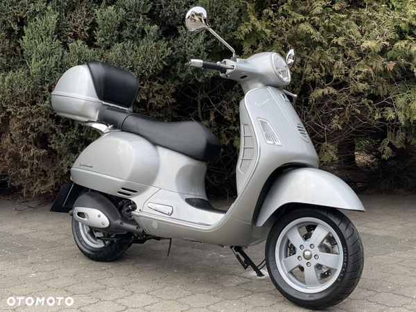 Piaggio Vespa