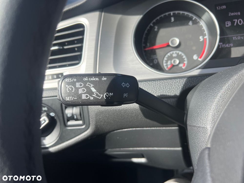 Volkswagen Golf VII 1.6 TDI BMT Comfortline - 20