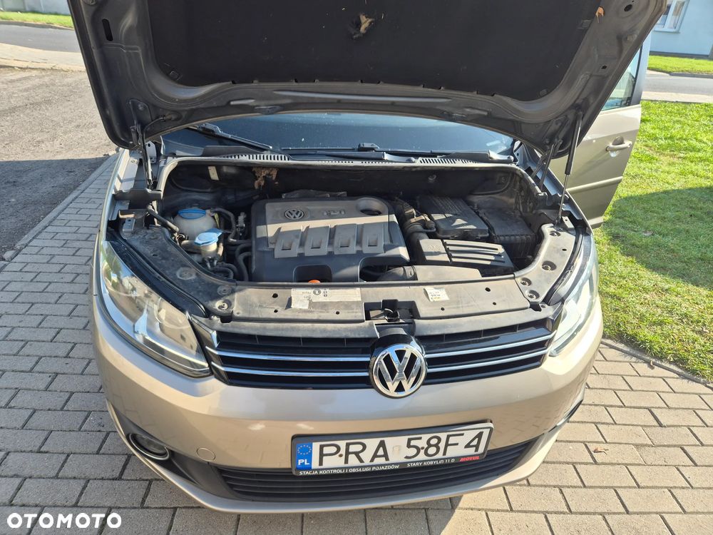 Volkswagen Touran - 7
