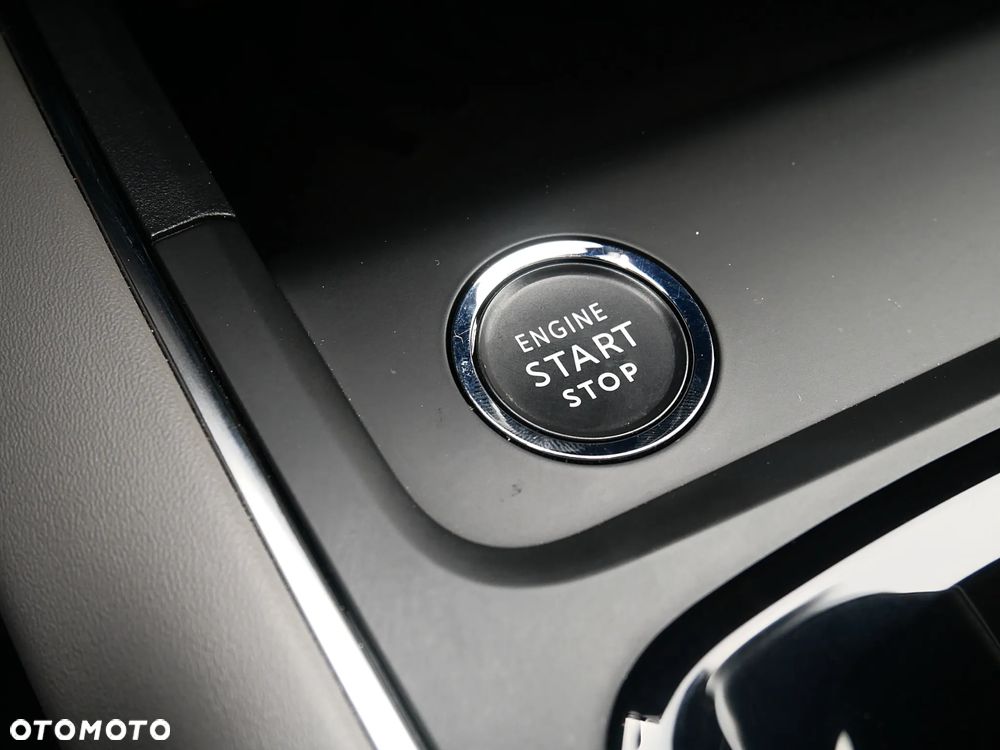 Citroën C5 Aircross 1.6 PHEV Shine EAT8 - 20