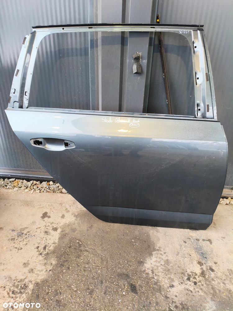 SKODA OCTAVIA III KOMBI DRZWI PRAWE TYLNE POZNAŃ GIEŁDA X621 - 1
