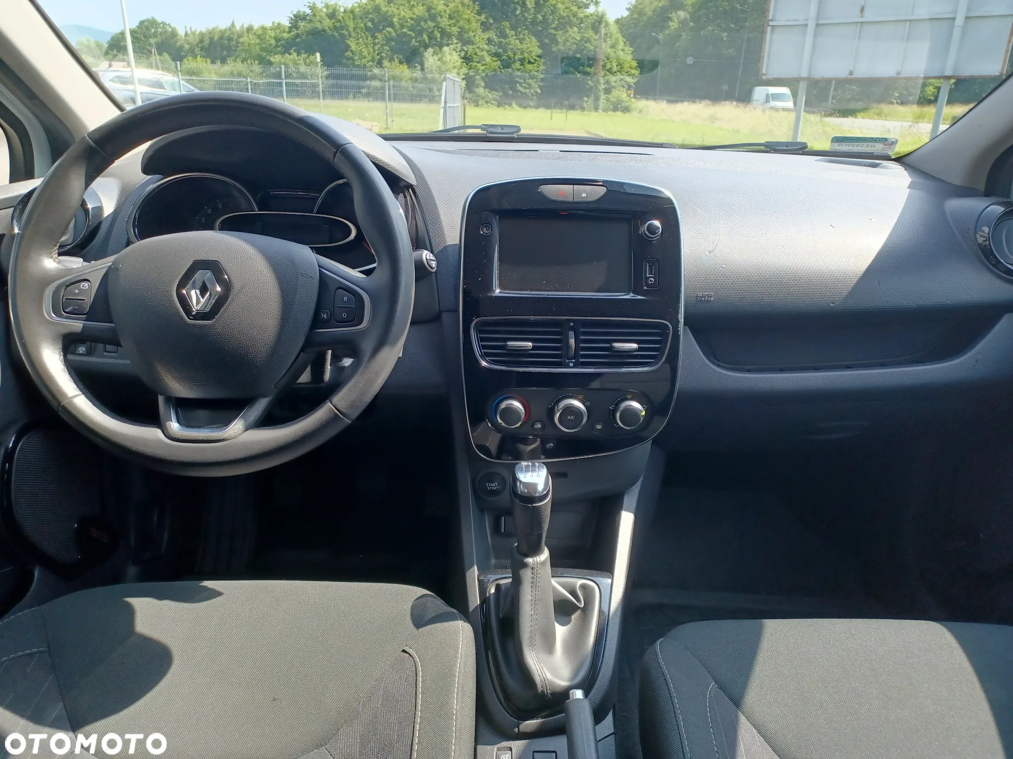 Renault Clio 0.9 Energy TCe Limited - 10
