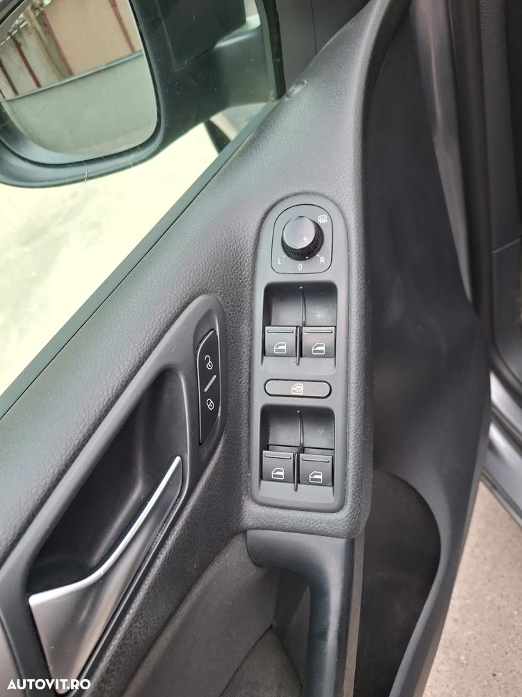 Volkswagen Golf 1.4 Comfortline - 11