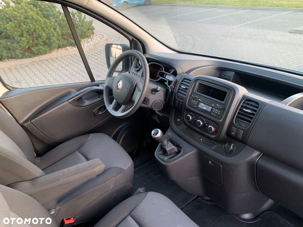 Renault TRAFIC - 16