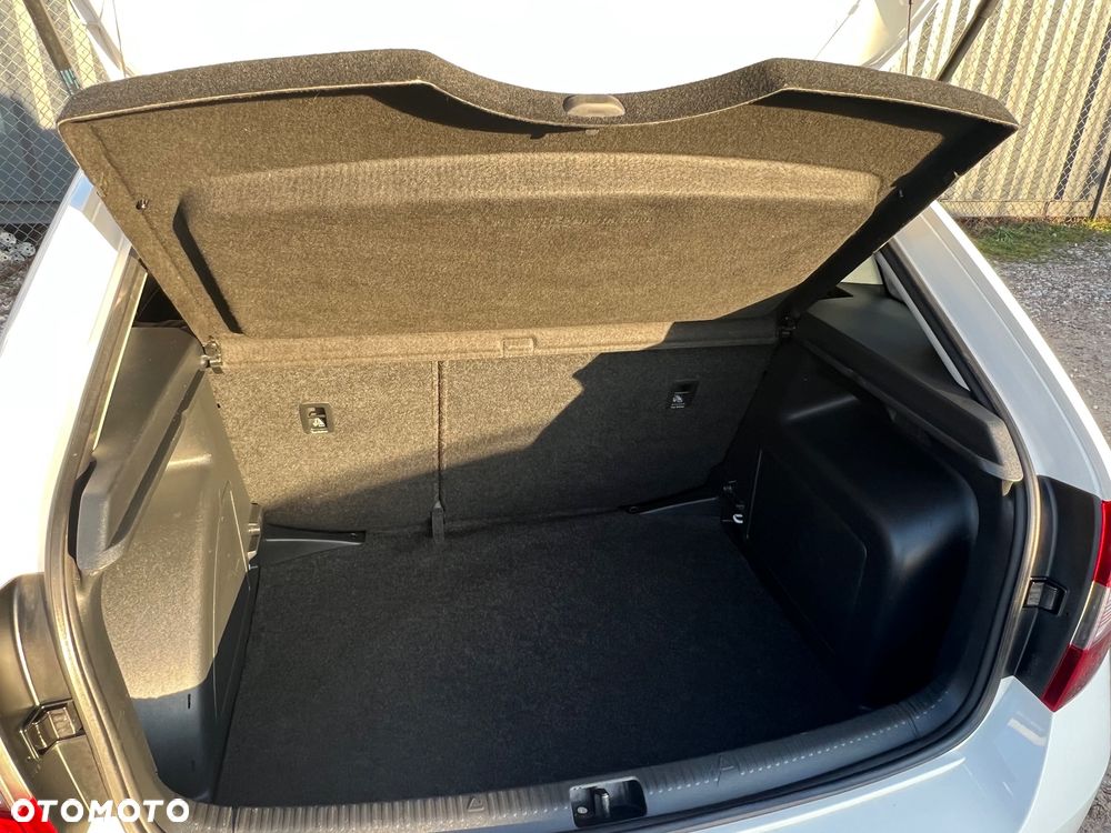 Skoda RAPID 1.0 TSI Cool Edition - 38