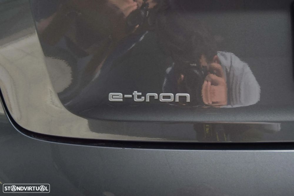 Audi e-tron 55 quattro S line - 47