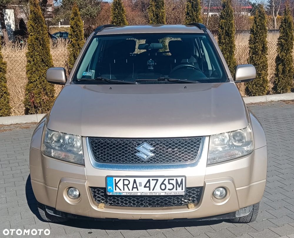 Suzuki Grand Vitara 2.0 - 1