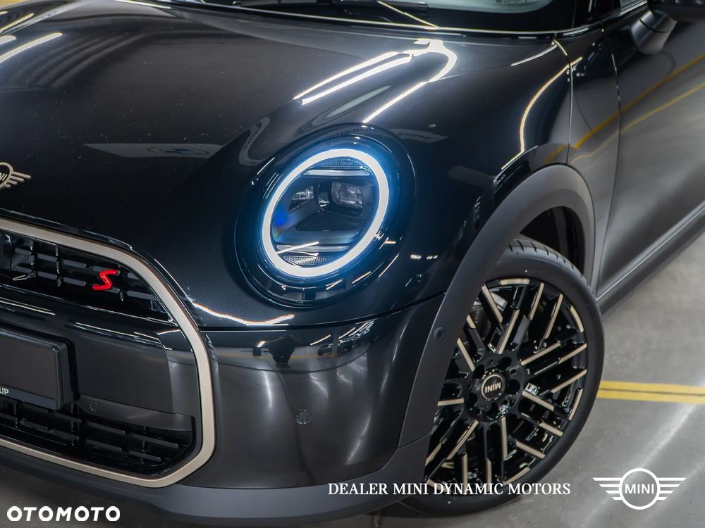 MINI Cooper S Favoured Trim - 8