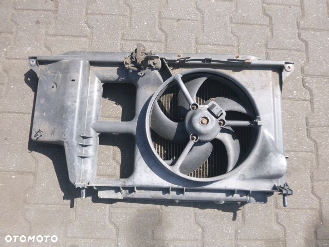 PAS PRZEDNI WZMOCNIENIE CZOŁOWE PEUGEOT 206 BEZ KLIMATYZACJI - 1