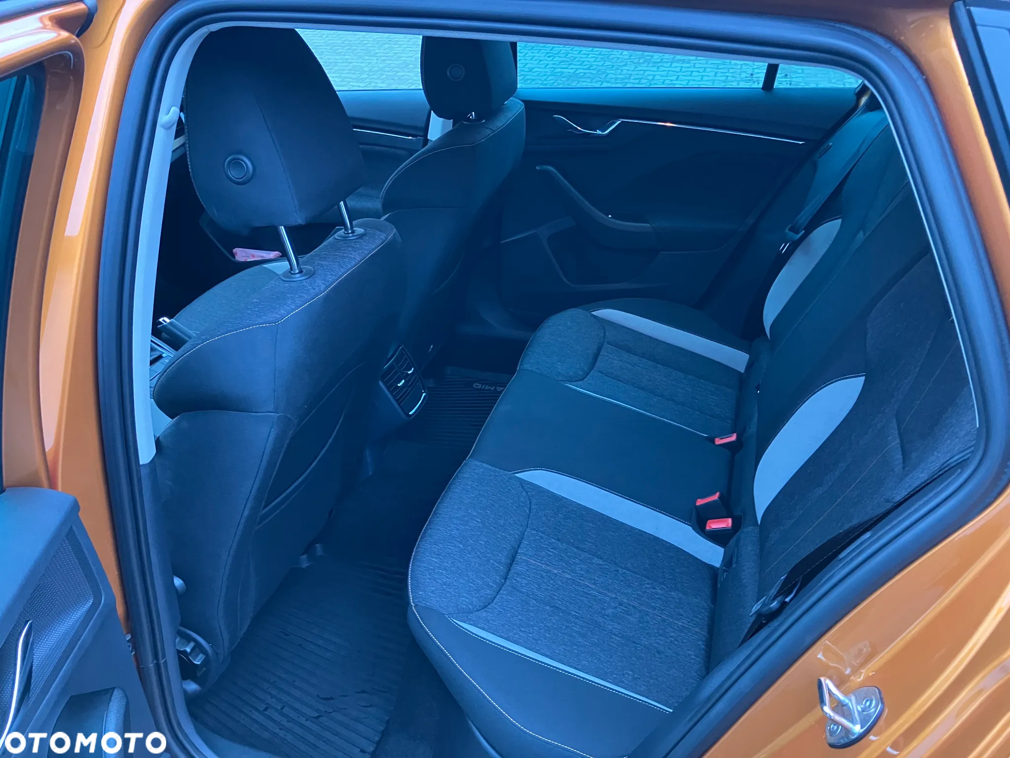 Skoda Kamiq 1.0 TSI Style DSG - 10
