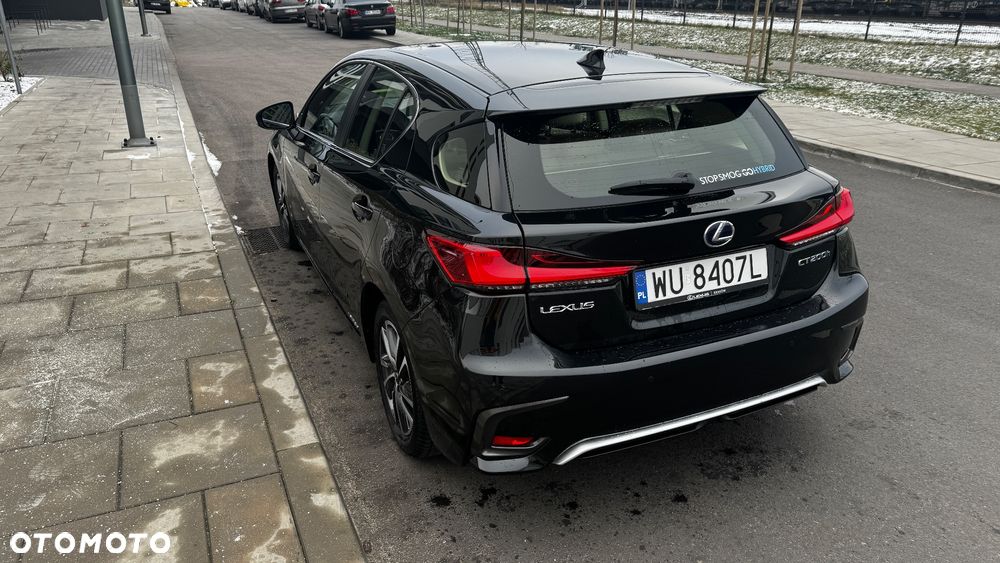 Lexus CT - 3