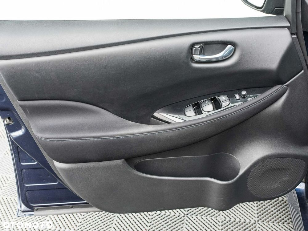 Nissan Leaf 40kWh N-Connecta - 10