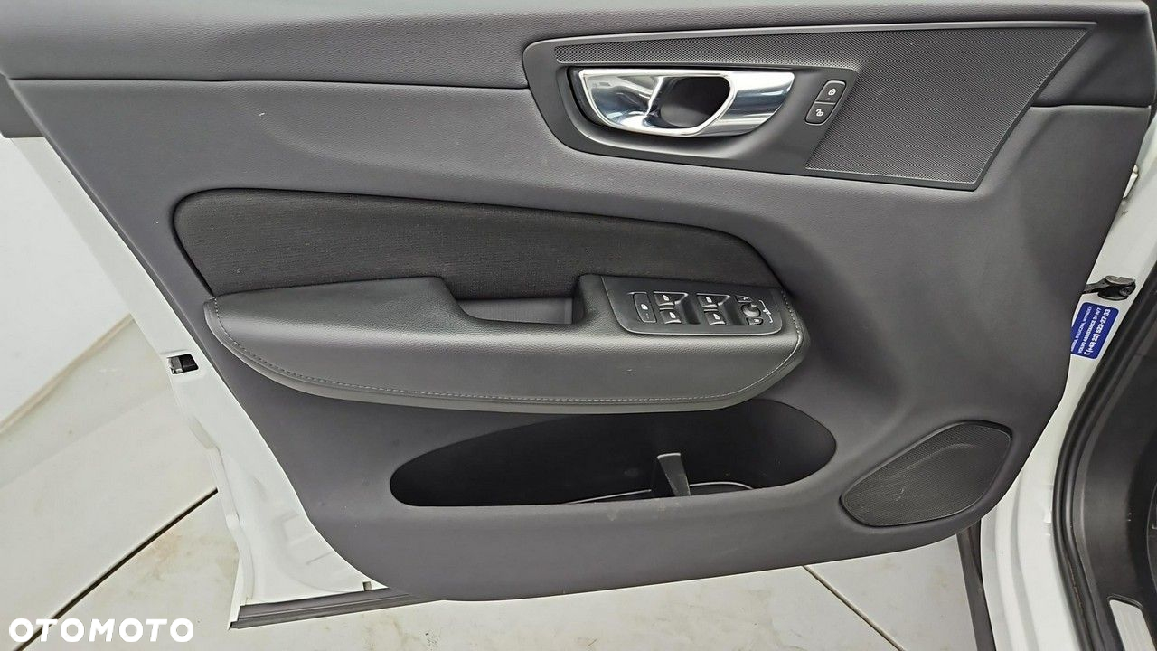 Volvo XC 60 - 10