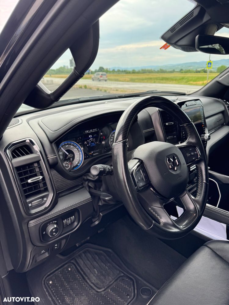 Dodge RAM 1500 - 7