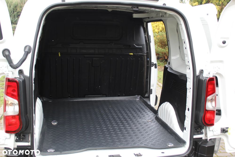 Citroën Berlingo 1.6 hdi 3-Osobowy - 22