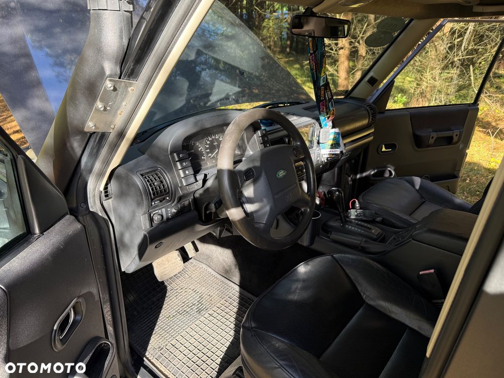 Land Rover Discovery - 13