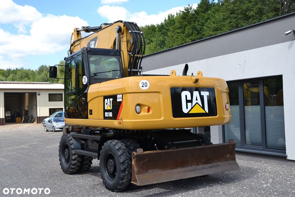 Caterpillar 318 D - 7