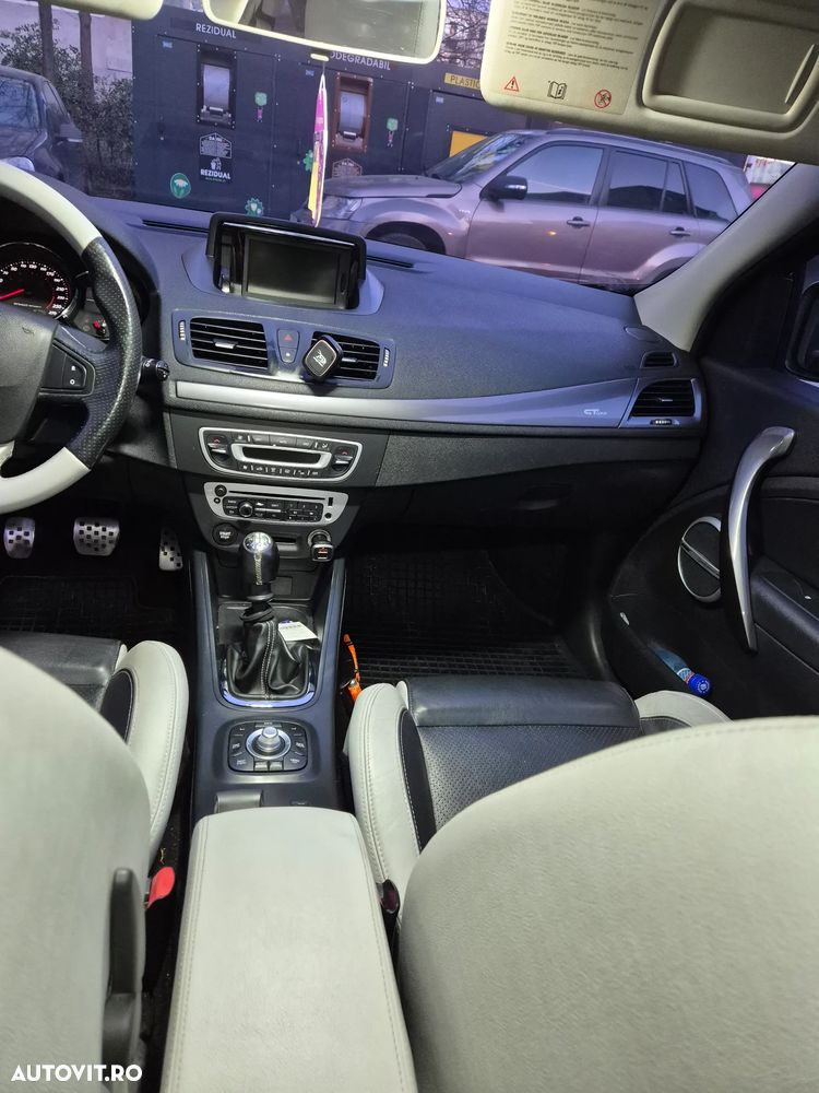 Renault Megane 1.5 dCi Eco2 Olympic - 8