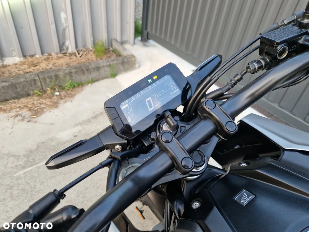 Yamaha YZF - 14