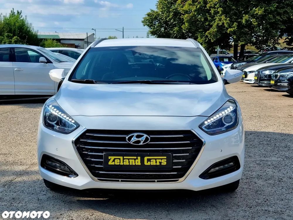 Hyundai i40 1.7 CRDi Premium DCT - 2