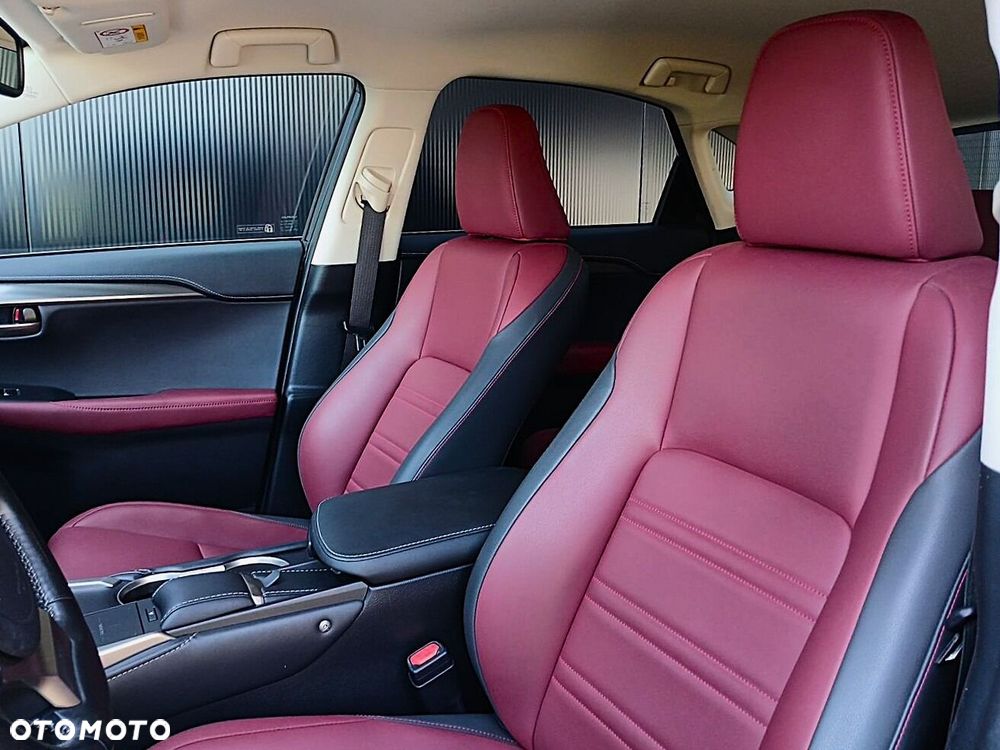 Lexus NX 300h F Impression AWD - 17