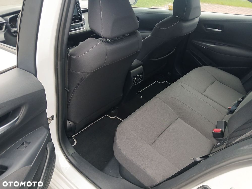 Toyota Corolla 1.8 Hybrid Comfort - 40
