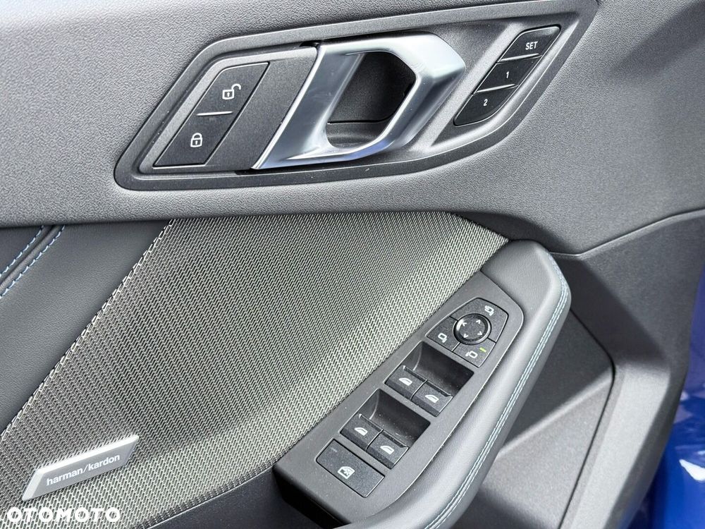 BMW Seria 1 - 25
