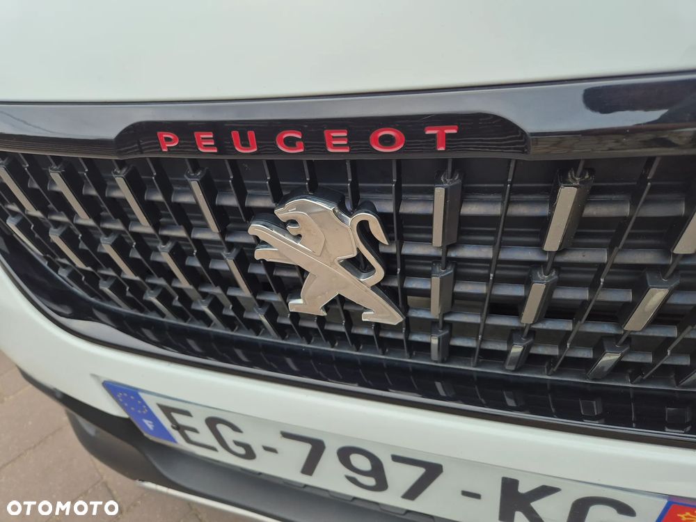 Peugeot 2008 BlueHDi FAP 120 STOP & START GT-Line Edition - 9