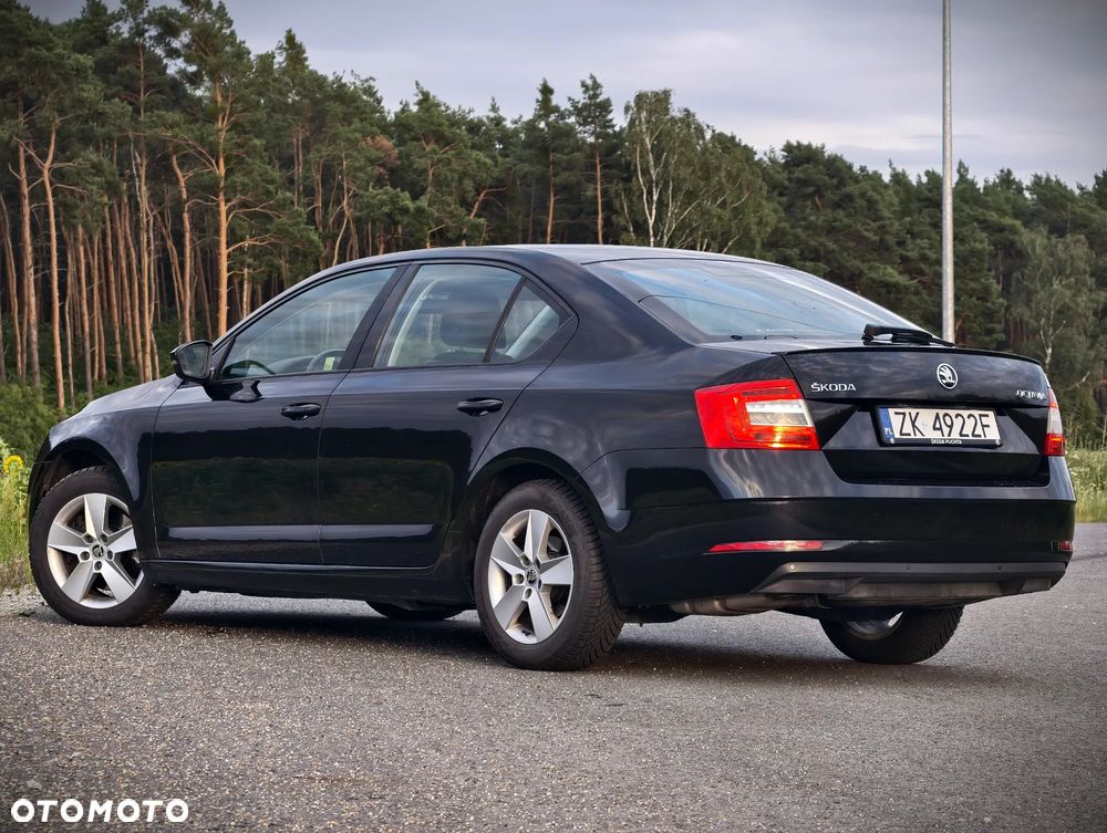 Skoda Octavia 2.0 TSI Ambition DSG - 5