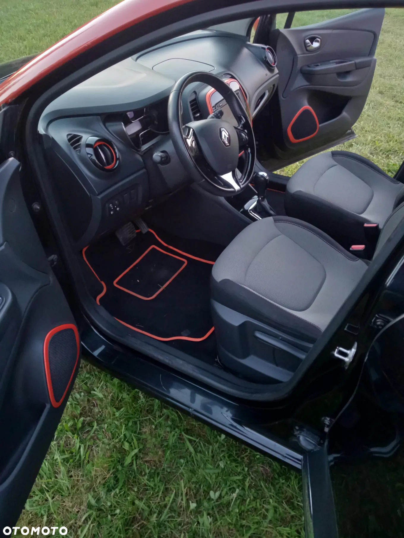 Renault Captur 1.2 TCe Intens EDC - 9