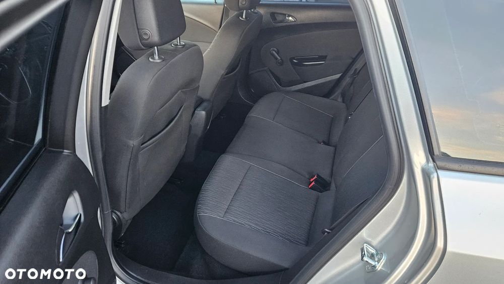 Opel Astra 1.4 T Enjoy - 25