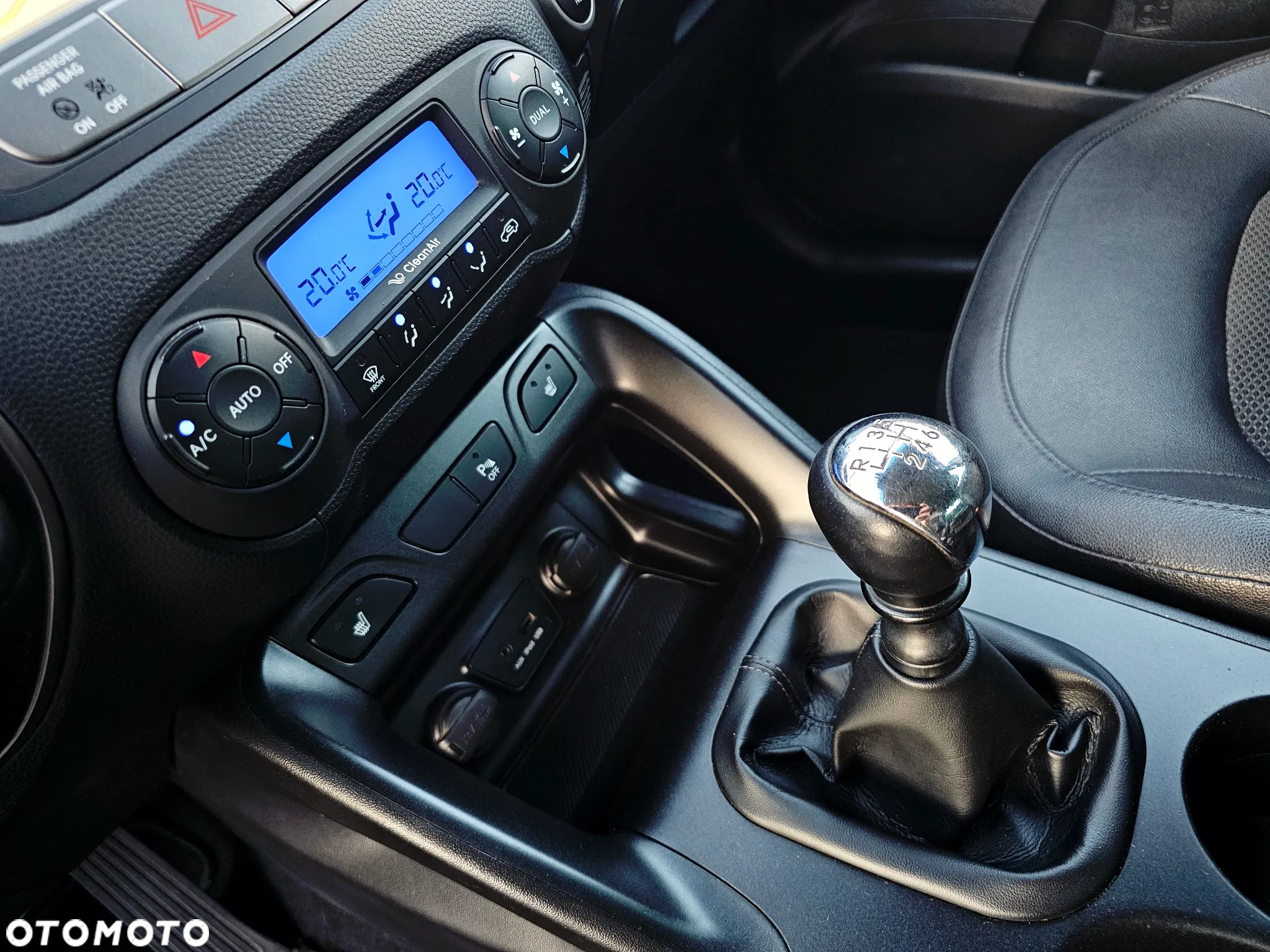 Hyundai ix35 2.0 CRDi Premium 2WD - 26