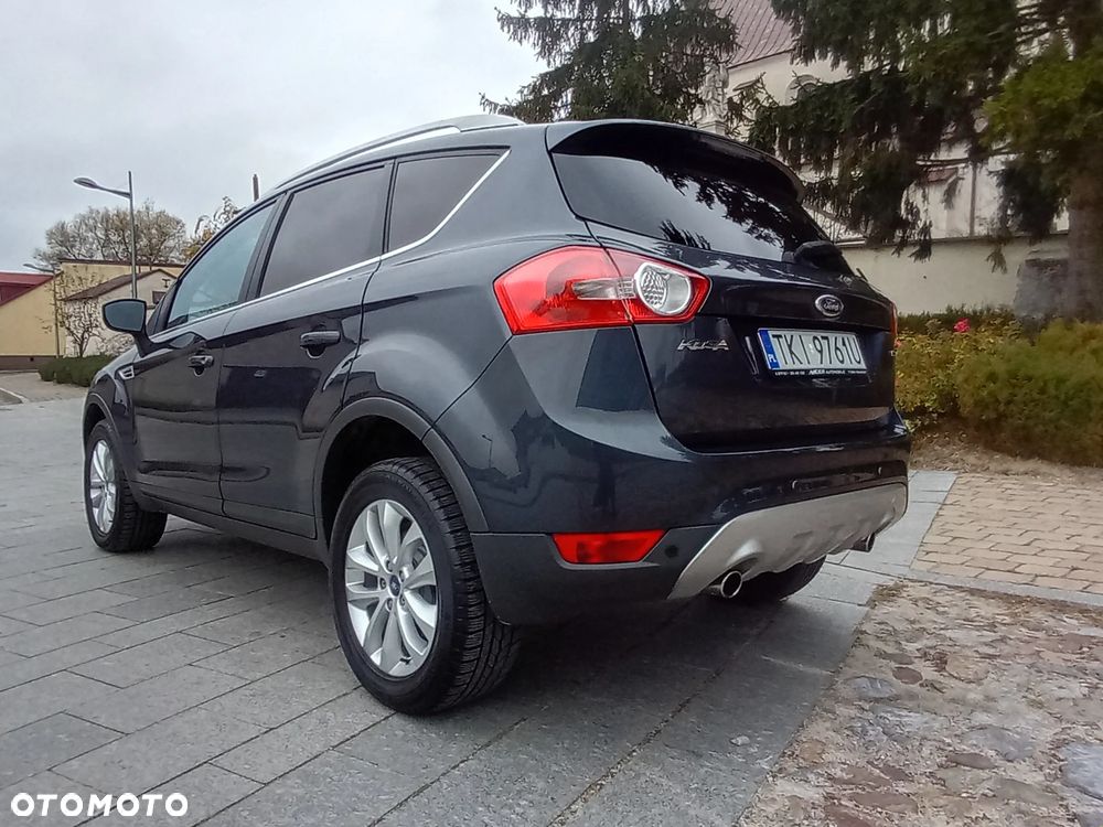 Ford Kuga 2.0 TDCi 2x4 Titanium - 3