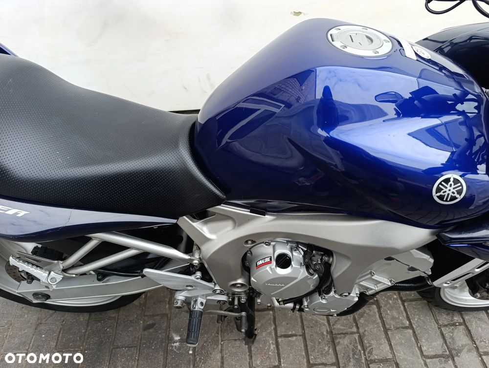 Yamaha FZ6 - 24