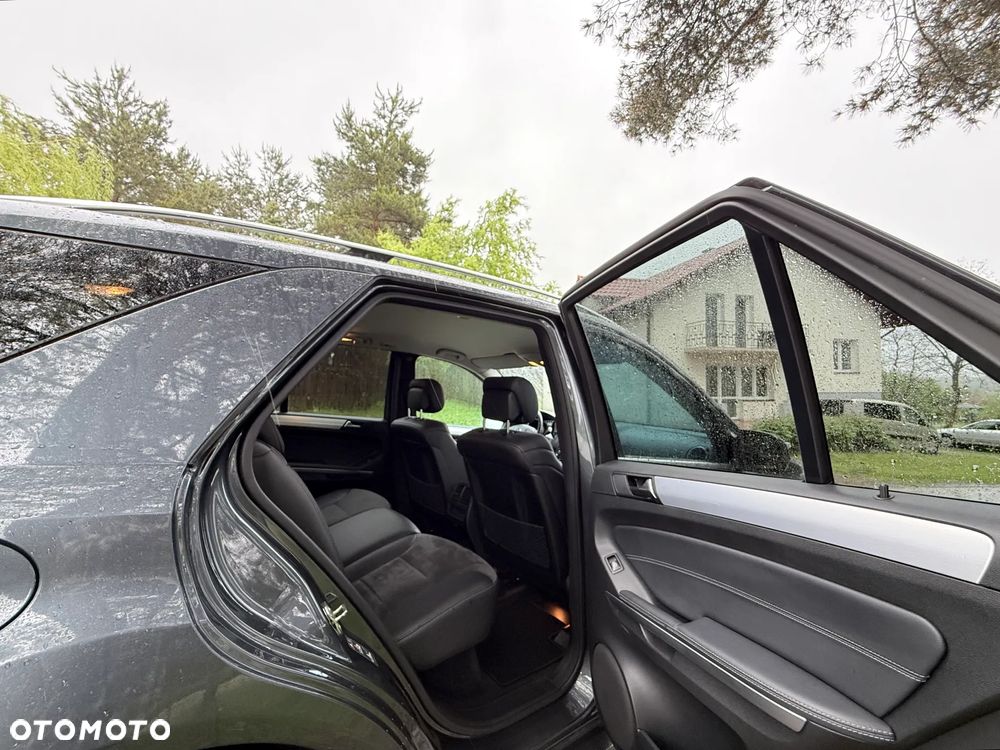 Mercedes-Benz ML 300 CDI 4-Matic - 29