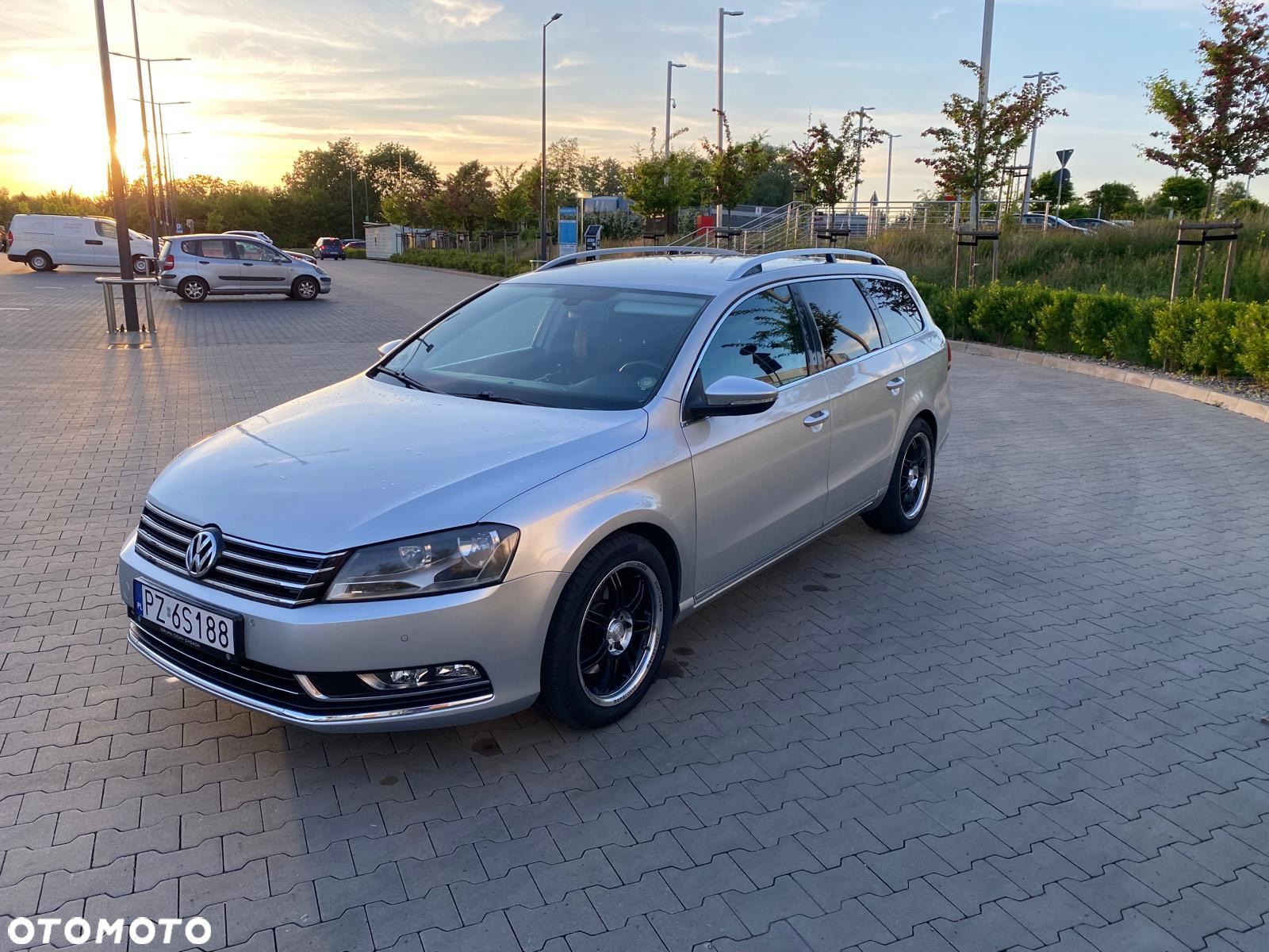 Volkswagen Passat 2.0 TDI Highline DSG - 11