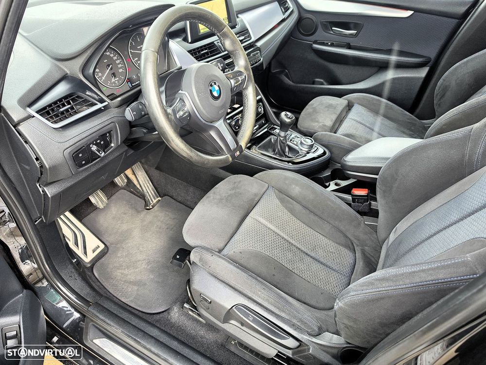 BMW 216 Active Tourer d Pack M - 11