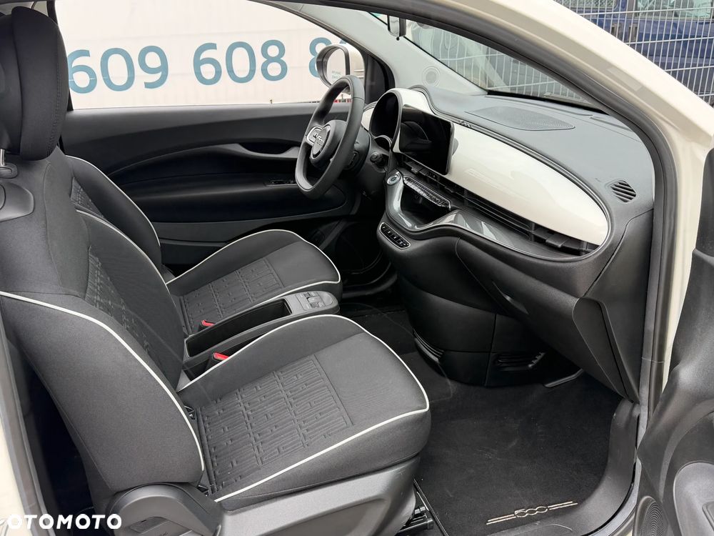 Fiat 500e - 12