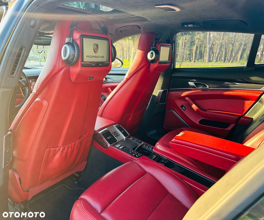 Porsche Panamera Turbo Executive PDK - 26