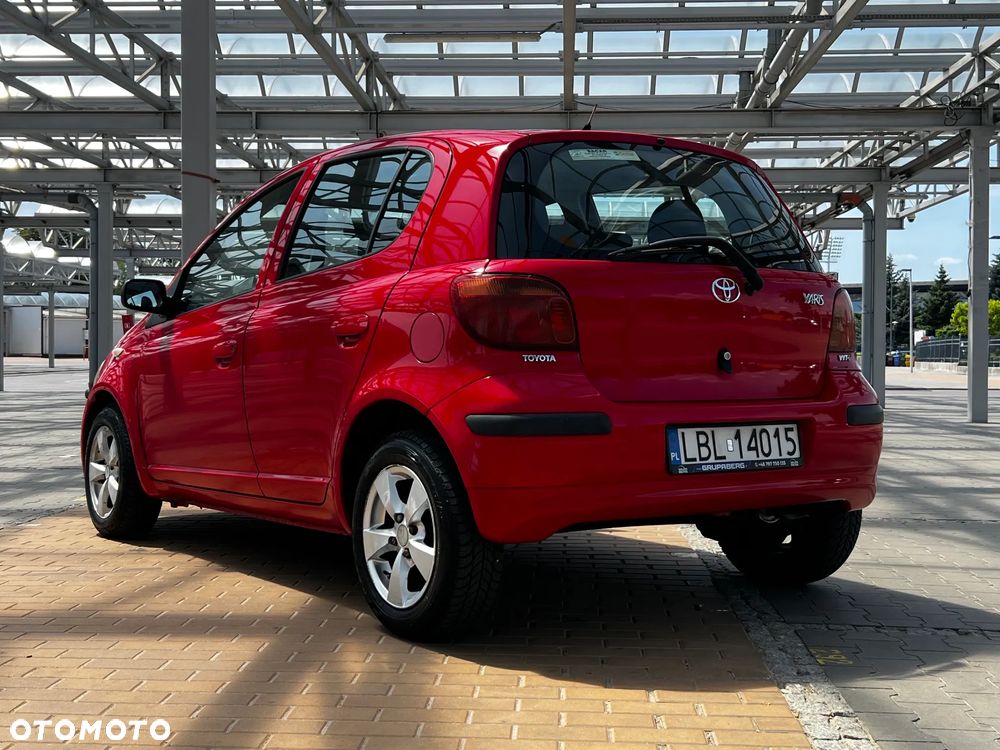Toyota Yaris 1.0 Sol MM - 8