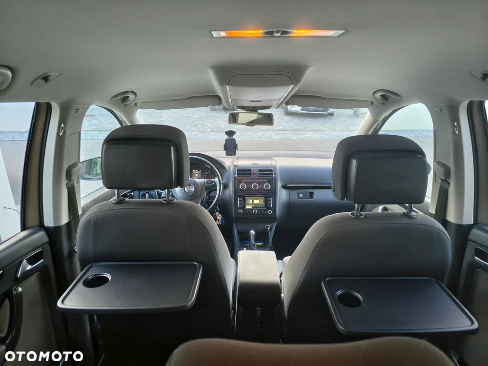 Volkswagen Touran 2.0 TDI DPF Cross DSG - 12