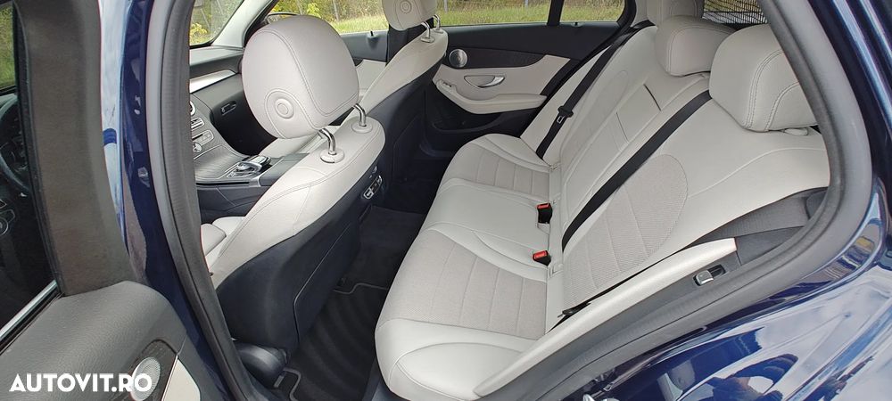Mercedes-Benz C 250 (BlueTEC) d 4Matic T 7G-TRONIC Avantgarde - 11