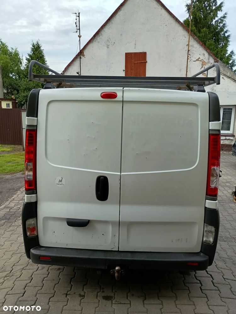 Renault Trafic - 8
