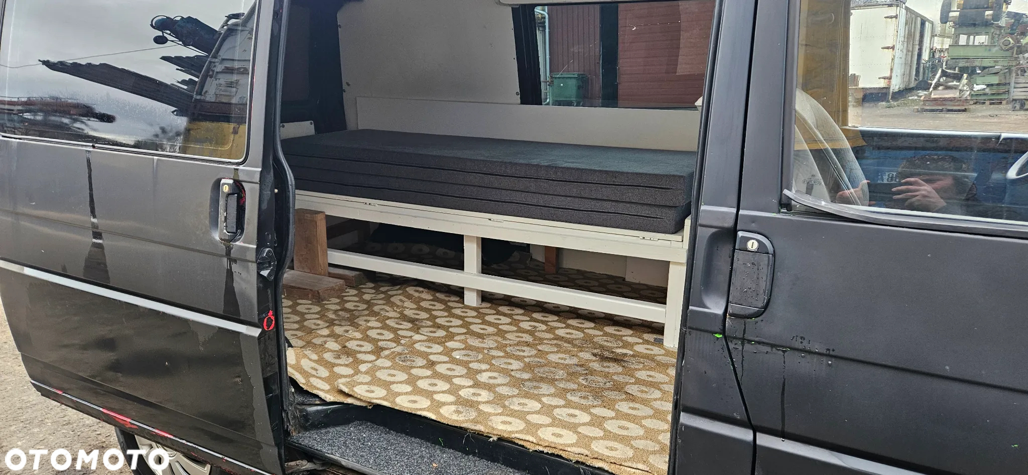 Volkswagen transporter - 2